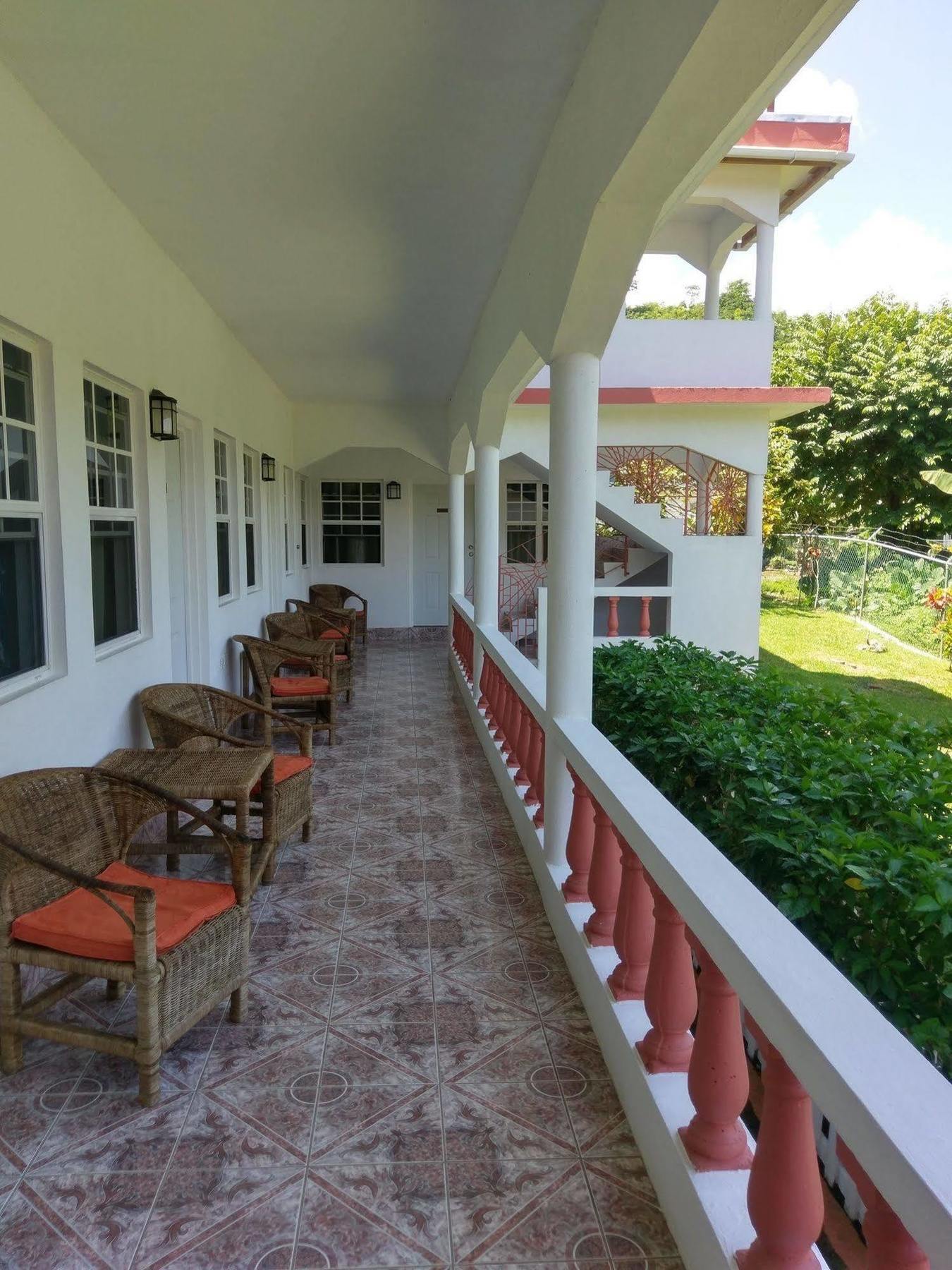 Polish Princess Guest House Port Antonio Exteriér fotografie
